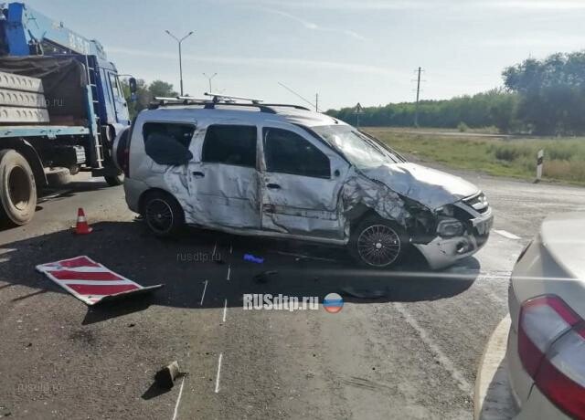 Пассажир автомобиля «Лада Ларгус» погиб в ДТП в Оренбурге 
