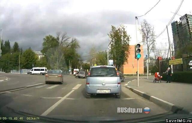 Проскакун на скутере 