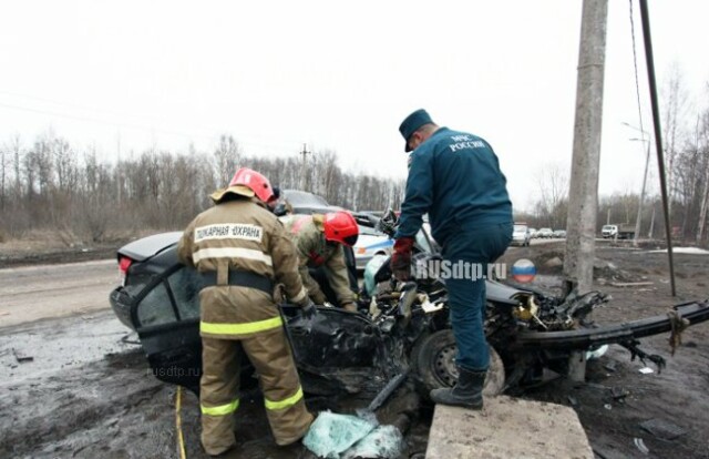 «Hyundai» столкнулся с КАМАЗом в Череповце 