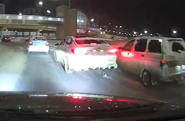 Виновник на «Ладе» скрылся с места ДТП в Тюмени 