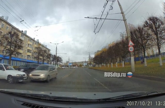 Авария на улице Гагарина в Чебоксарах