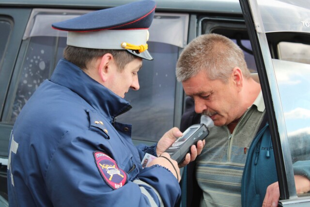 Пьяных за рулем стало меньше: ГИБДД обнародовало статистику ДТП с участием нетрезвых водителей 