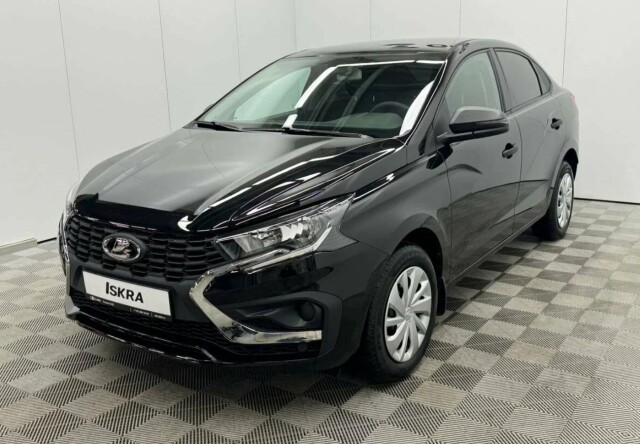 Первые полторы тысячи километров на новом седане Lada Iskra: отзыв владельца 