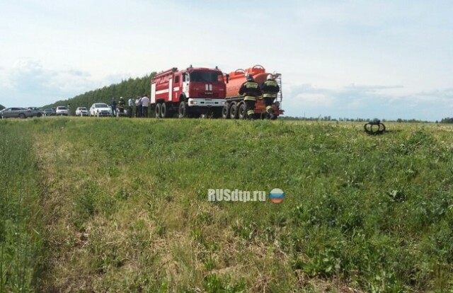 Пять человек погибли при столкновении трех автомобилей в Татарстане 