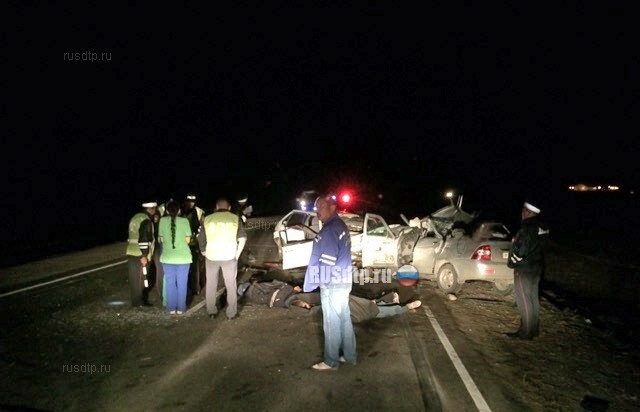 Шесть человек, в том числе ребенок, погибли в лобовом столкновении автомобилей в Туве 