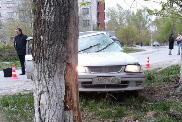 Пассажир «Ниссана» погиб в утреннем ДТП в Асбесте 