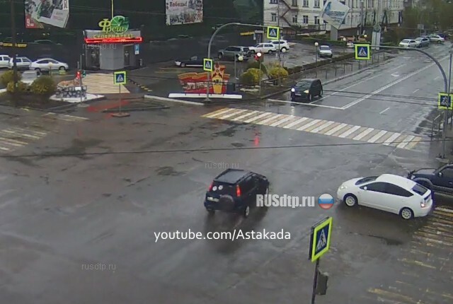 Авария на перекрестке в Уссурийске