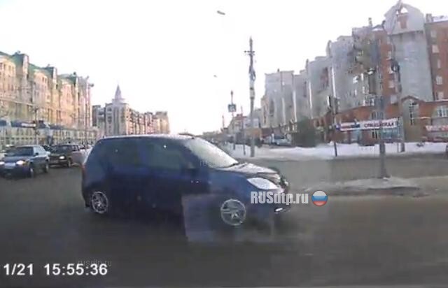 Светофор мигал