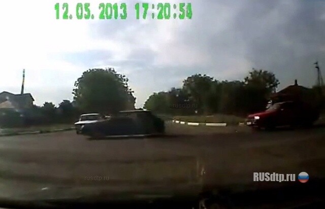 Подтолкнул 