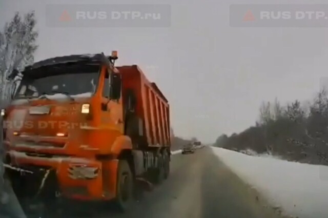 ДТП на Красноярском тракте: «Столкновение спровоцировал водитель снегоуборочной машины»