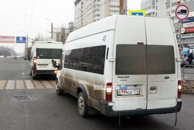 В Челябинске столкнулись две маршрутки. Один из водителей был «под кайфом» 