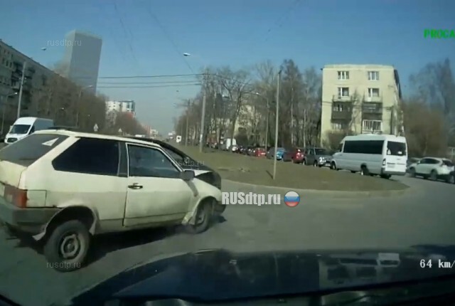 ДТП на Краснопутиловской