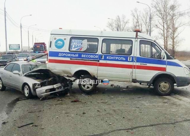 В Хакасии пьяный водитель протаранил «Газель» дорожников. ВИДЕО 
