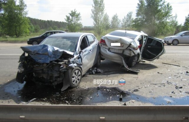 В Воронеже водитель устроил замес и скрылся с места ДТП 