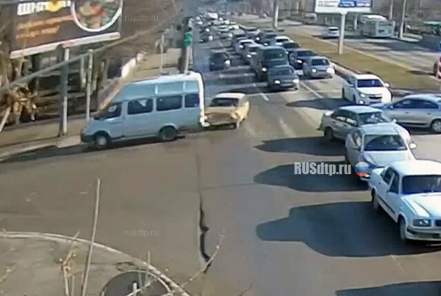 ДТП с маршруткой в Волгограде