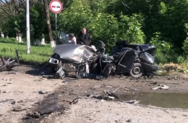 «Не уступил дорогу»: трое погибли в ДТП в Ростовской области 