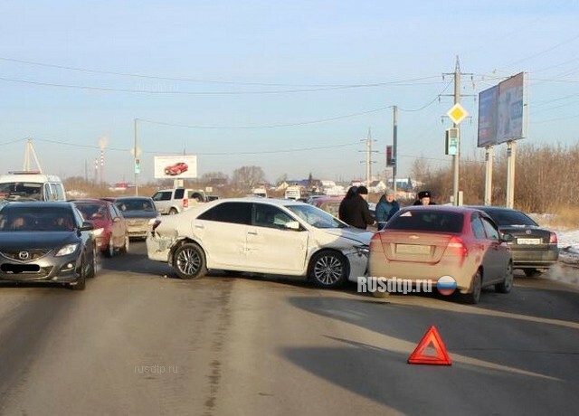 ДТП в Кургане в районе Чеховского моста попало на видео 