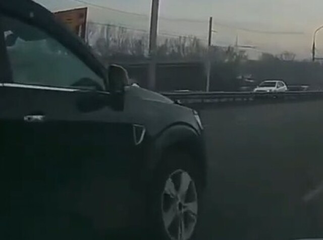ДТП в Иркутске: Chevrolet перестраивался в правую полосу 