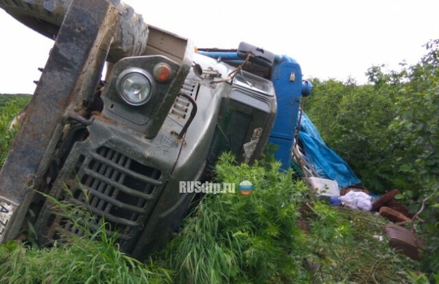 На Камчатке в ДТП попал грузовик «УРАЛ» с туристами 