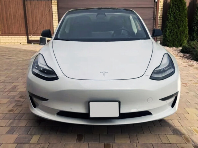 Как покупатель и продавец Tesla судились из-за неисправной батареи 