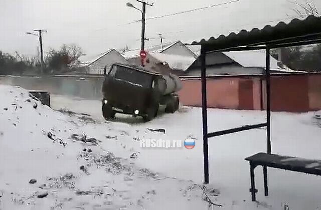 Гололед в Симферополе