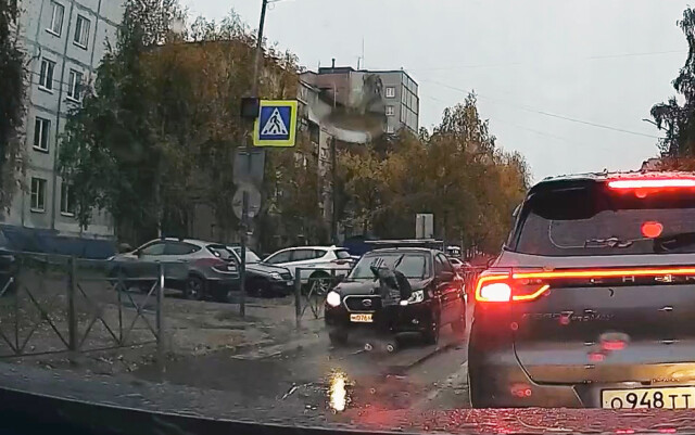 В Архангельске водитель автомобиля сбил 8-летнего мальчика