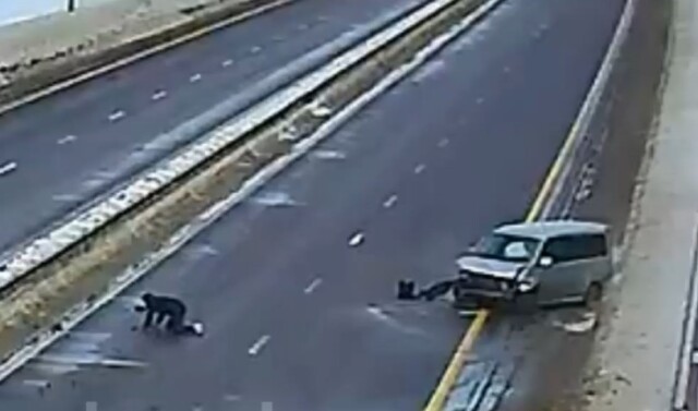 Пассажира выбросило из салона микроавтобуса на трассе М-12 во Владимирской области