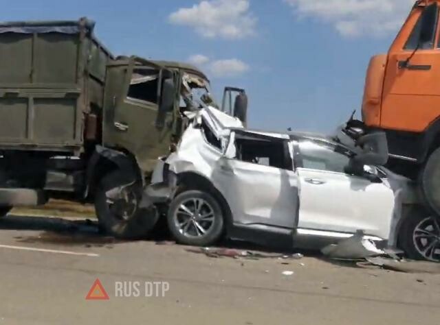 13 автомобилей столкнулись в Краснодарском крае 