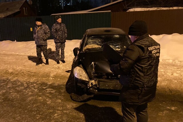 Шли от бабушки домой: двое детей попали под колеса автомобиля в Подмосковье 