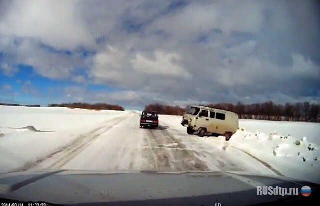 \»Буханку\»  занесло 