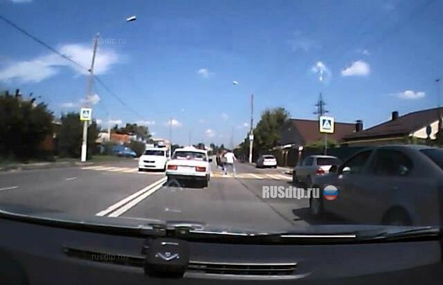 В Белгороде водитель избил пешехода