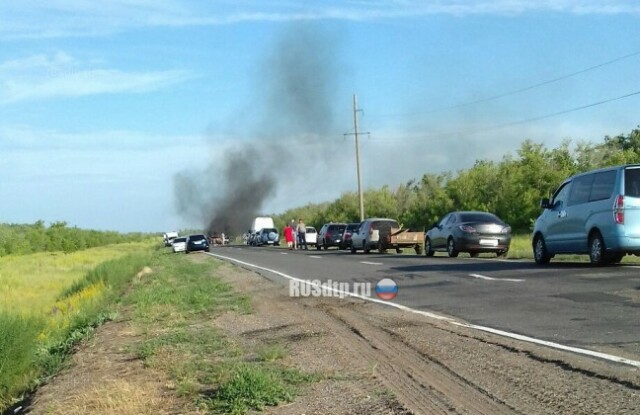 Пять человек погибли в крупном ДТП в Оренбургской области 