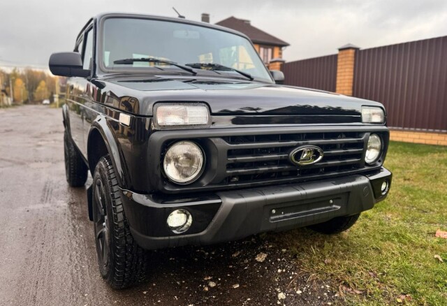 «Проблемы начались сразу после покупки»: честный отзыв владельца Lada Niva 2025 