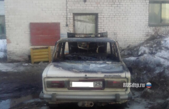 В Архангельской области в машине сгорел водитель 