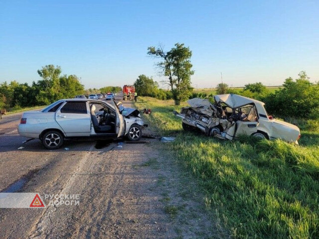 Водитель и пассажирка «Жигулей» погибли в Джанкойском районе 