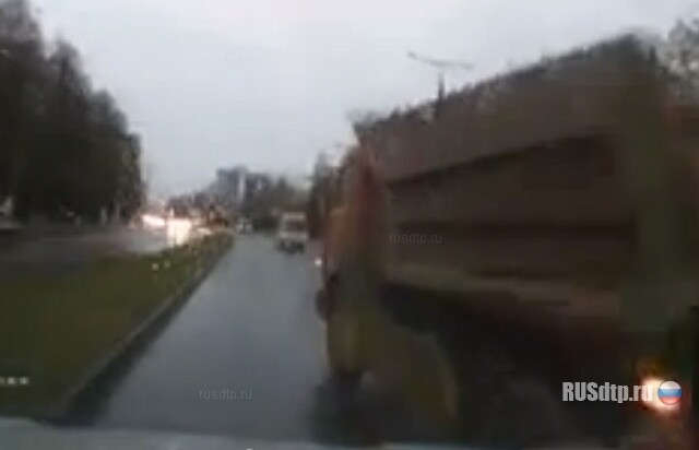 Неудачно перестроился 