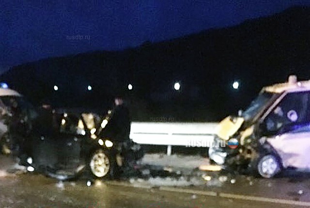 В Карачаево-Черкесии в ДТП с инкассаторским автомобилем погибли двое полицейских 