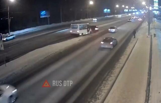 ДТП с участием маршрутки и BMW в Ульяновске