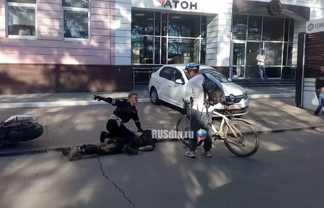 В Екатеринбурге инспекторы ДПС на мотоциклах объявили войну байкерам