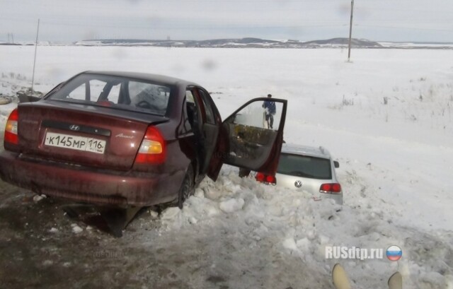 Лобовое столкновение на трассе 