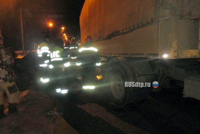 Столкновение фуры и грузовика в Ярославле запечатлела камера 