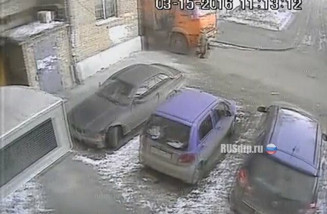 В Челябинске грузовик задавил пенсионерку