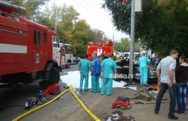 В Оренбурге разбились ехавшие на свадьбу люди 