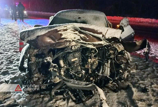 Лихач на Audi убил двух человек на встречной полосе 