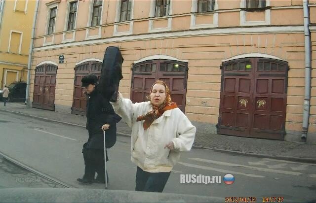 Бабулька — пешеход 