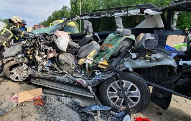 Водитель внедорожника погиб в ДТП на трассе М-7 в Чувашии 