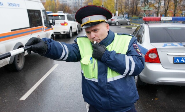 Что делать, если вас вдруг остановил инспектор ДПС? 