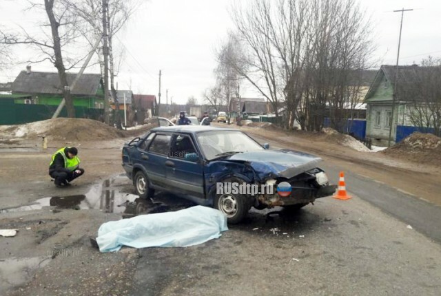 Под Тверью водителя «Лады»  выбросило через стекло. Мужчина погиб 