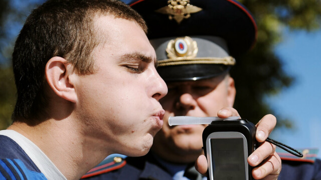 Водителей будут освидетельствовать на опьянение по новым правилам 