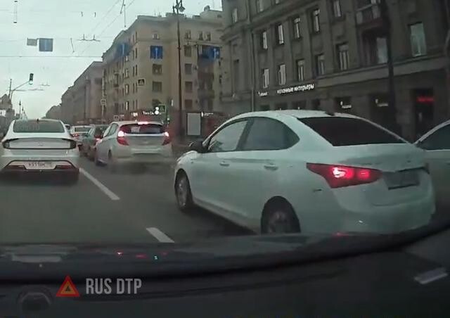 Паровозик на Московском проспекте в Санкт-Петербурге